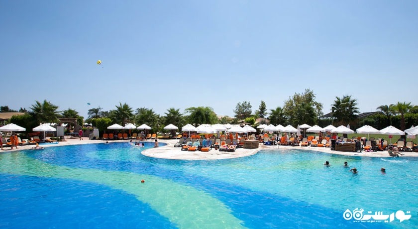 استخر روباز هتل شروود بریز ز ریزورت